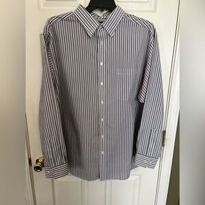Roundtree & York men’s button down shirt red, white and blue stripes sz 2XT.